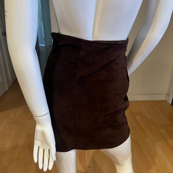 VINTAGE SUEDE BUTTON RUCHED WAIST MINI SKIRT SIZE 2 - Picture 3 of 3